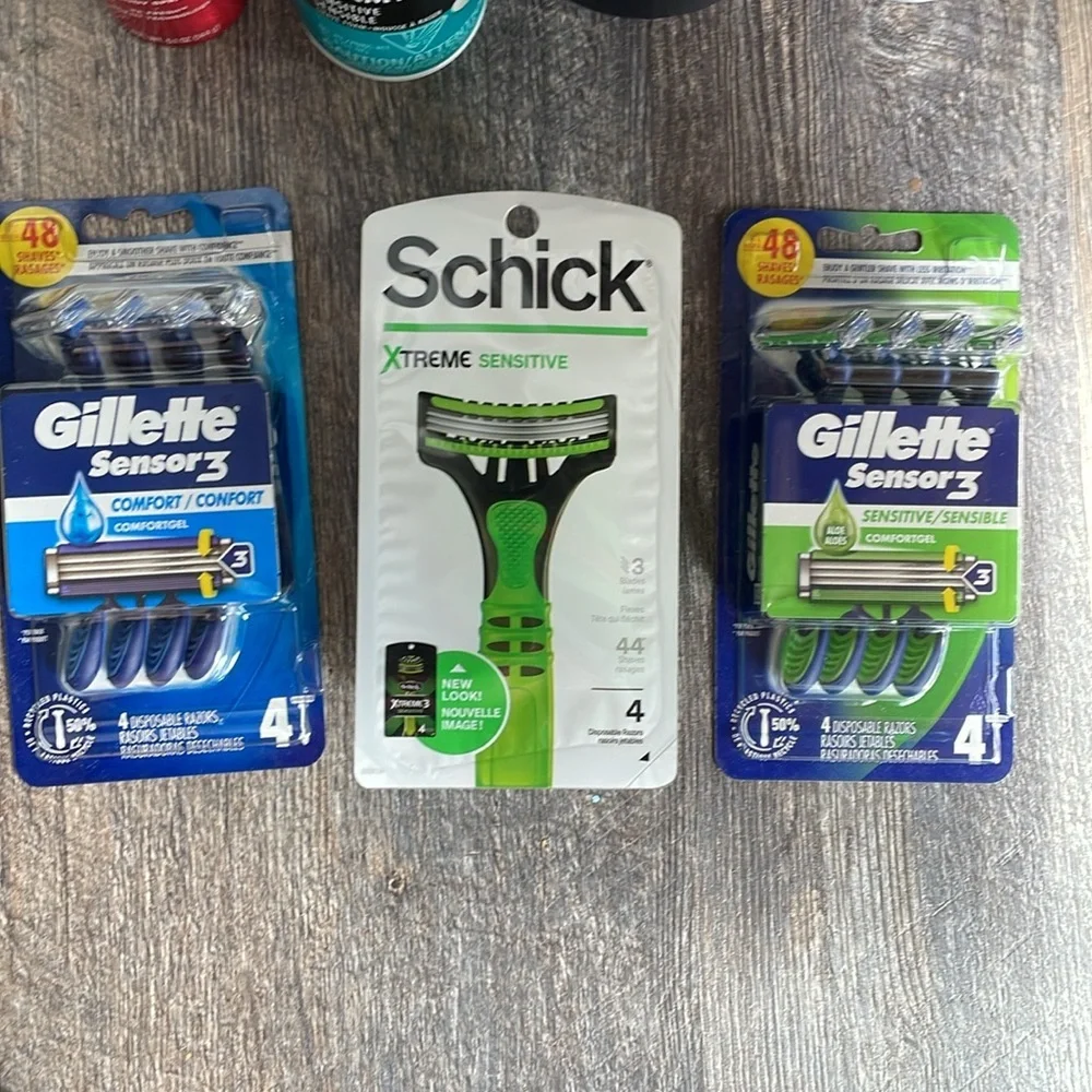 Gillette Mens Shaving and Peronal Care Bundle